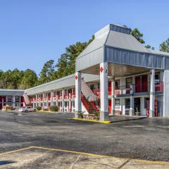 OYO Hotel Pineville LA Hwy 165