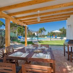 Carvoeiro Peaceful Villa with Pool