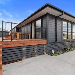 Sandy Shores - Waihi Beach Holiday Home