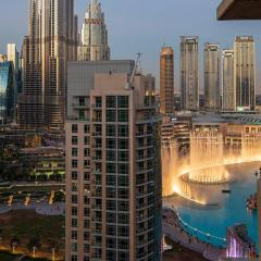 Luxury 2BR Burj Khalifa Fountain View with Pool, Gym, and Near Dubai Mall
