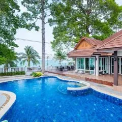 RimLay Beachfront Pool Villa