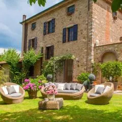 Le Bicocche Farmhouse: Country Stone Villa with Pool in Camaiore between Lucca & Beaches of Versilia