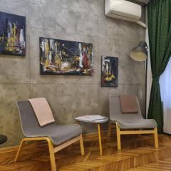 Urban Studio in city center