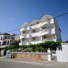 Apartments Ineta