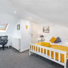 City Centre Charming 2 Bed Lovely Apartment-Snugstaff