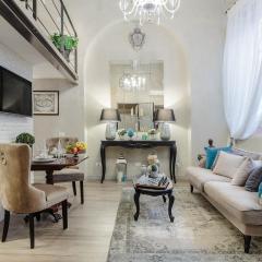Paolo Guinigi, Elegant Apartment Suite, Masterful Interior inside the Walls of Lucca