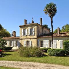 Semi-detached house, Talais