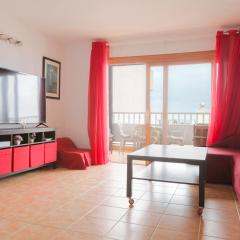 DARUMA APARTMENTS 2-Bedroom Duplex with Sea Views