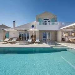 Villa Everlong