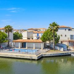 Cozy Home In Aigues-Mortes With Wifi