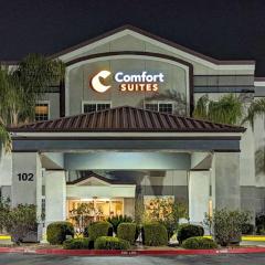 컴포트 스위트 프레스노 리버 파크 (Comfort Suites Fresno River Park)