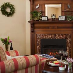 Brewster House Bed & Breakfast