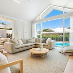 Aroha - beachside luxury home with private pool