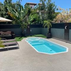 Apartamento térreo com piscina e ótima localização