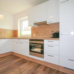 Holiday Home Mitzi by Interhome