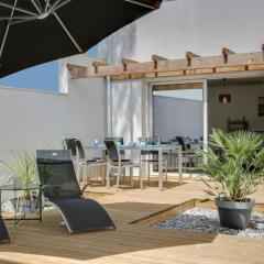 Apartment Les Patios de Flore-1 by Interhome