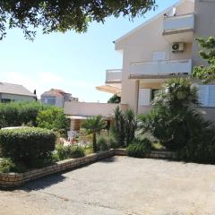 Apartment Ljubica with nice garden