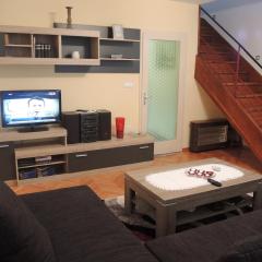 Apartment In Centre for 7