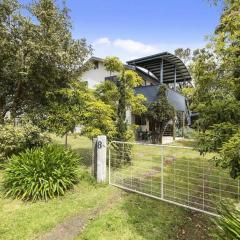 Phillip Island Time - Large home with self-contained apartment sleeps 11