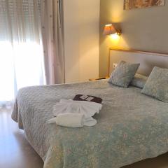 ホテル コスモス タラゴナ（Hotel Cosmos Tarragona）