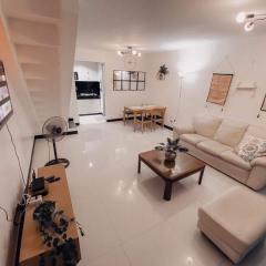 Cozy Themed 2BR TownHouse - near Clark Airport - TRP1