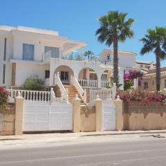 3-Bed Villa Sleeps 8 with Private Pool