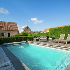 Classy Holiday Home in Aartrijke with Private Swimming Pool