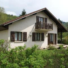 Valley View Villa in Le Menil with Private Garden