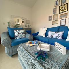 BEAUTIFUL CONDO , 2BDR, 10 Min DRIVING FROM THE AIRPORT AND BEACH BY CAR