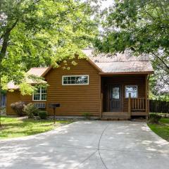 Sugar Maple Cabin by Amish Country Lodging