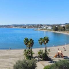 Estepona port beachside apartment - Marina Bay