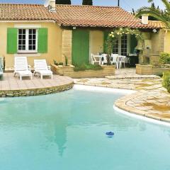 Beautiful Home In Boulbon With 3 Bedrooms, Wifi And Swimming Pool