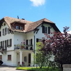 Weisses Haus - Parterre