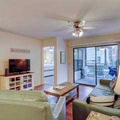 First Floor Flat near parking King Bed two twins Bikes & Beach Gear included