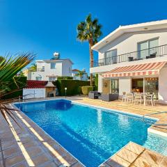 Villa Roker by Ezoria Villas