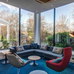 Holiday Inn Express Edinburgh City West by IHG