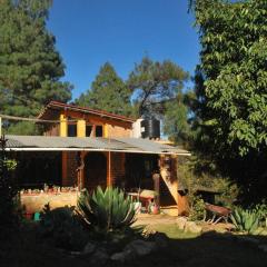 Casa 4 Estaciones Bed and Breakfast