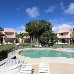 Résidence Les Banians - Complexe privé en bord de mer avec piscine