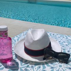 Marbella GOLF & SEA LODGE - HEATED POOL 28 degrees 365 days