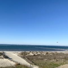 AS21543 - P2 double cabine avec double terrasse vue mer et parking privé