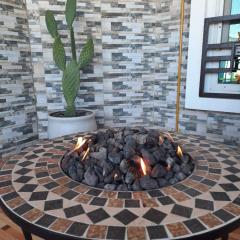 Fig House Villa with Heated Swimming Pool & Firepit