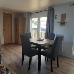 Mobil-home de charme dans les Landes, neuf, tout équipé