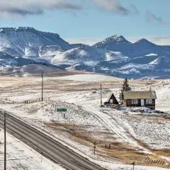 Remote Wolf Creek Cabin - Wide Open Spaces!