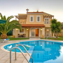 Private-Family Gerani Elessa villa with a garden & swimming pool