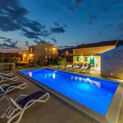 Awesome Home In Kastel Stari With 6 Bedrooms, Private Swimming Pool And Outdoor Swimming Pool
