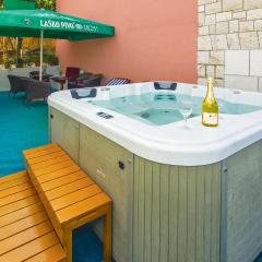 Amazing Apartment In Ostrvica With Jacuzzi