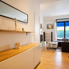 Apartment 5 minutes from the tram and 10 minutes from the sea