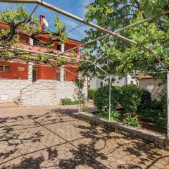 1 Bedroom Lovely Apartment In Rovinj