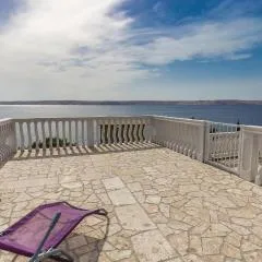 Gorgeous Apartment In Lukovo Sugarje