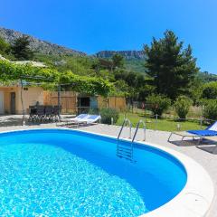 Lovely Home In Solin With Kitchen